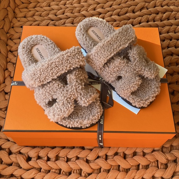 HERMES CHYPRE SANDAL NWT - Picture 2 of 7